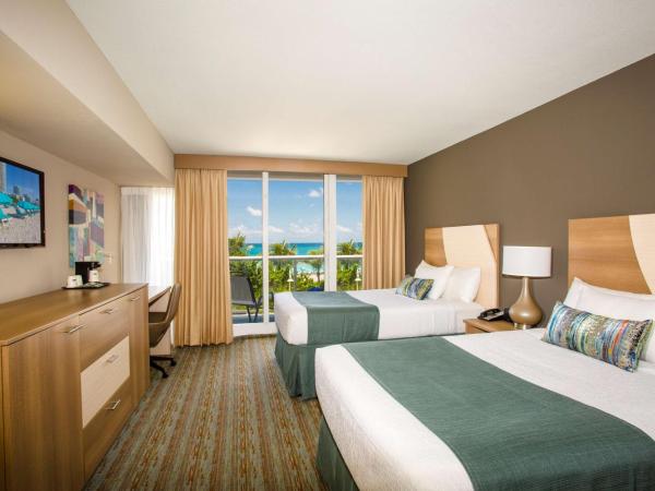 Best Western Plus Atlantic Beach Resort : photo 2 de la chambre chambre 2 lits doubles bord de mer 
