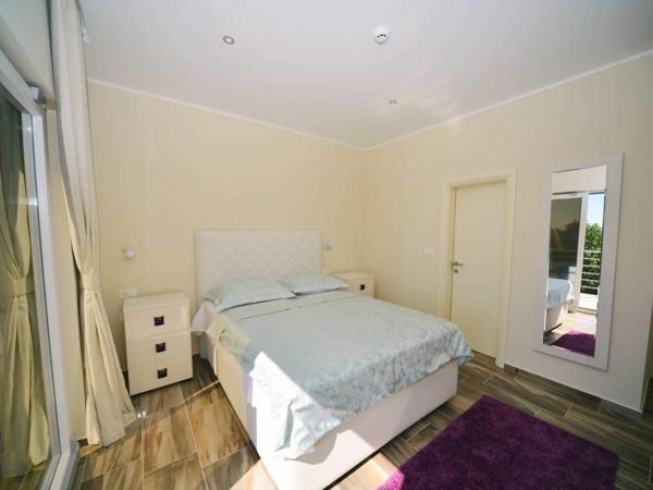 Guest House Manuela : photo 8 de la chambre chambre double deluxe - vue sur mer