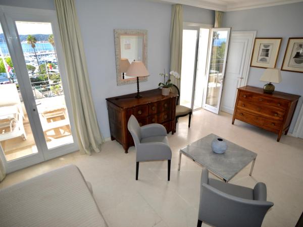 Auberge De La Calanque : photo 5 de la chambre chambre double supérieure avec terrasse - vue sur mer 