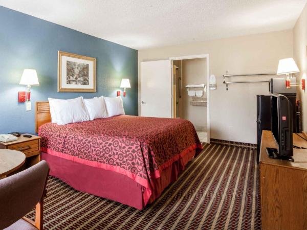 Days Inn by Wyndham Nashville N Opryland/Grand Ole Opry : photo 3 de la chambre chambre lit queen-size - non-fumeurs