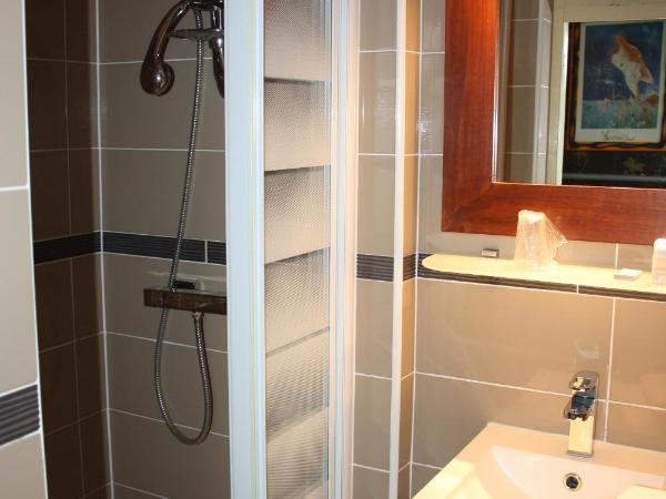 Hôtel République : photo 1 de la chambre chambre double