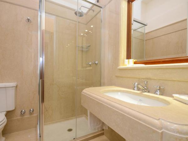 Hotel Vittoria : photo 5 de la chambre suite junior