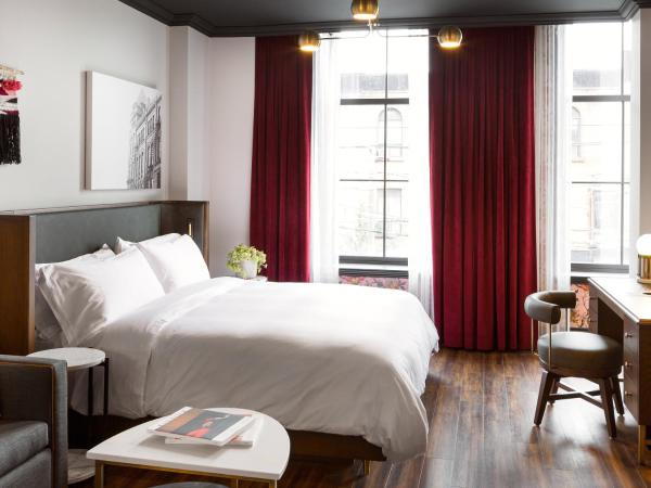 The Broadview Hotel : photo 1 de la chambre chambre lit king-size deluxe