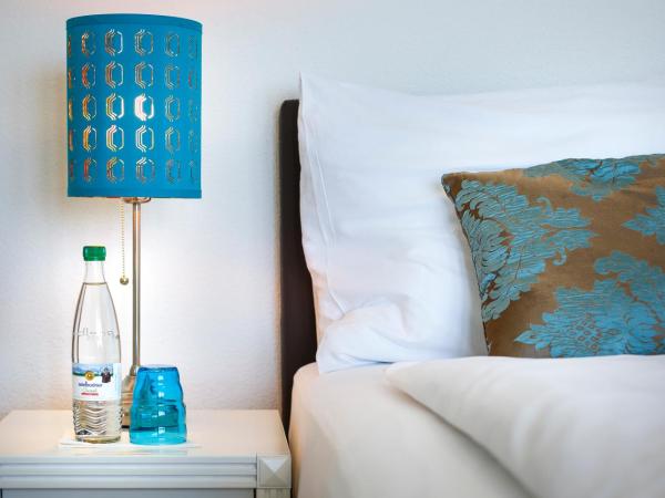 Hotel Sonnenberg : photo 5 de la chambre chambre simple avec salle de bains commune