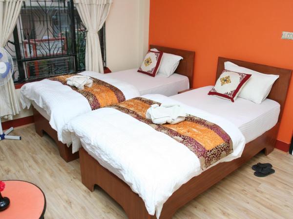 Thamel Backpackers Home : photo 4 de la chambre chambre double standard