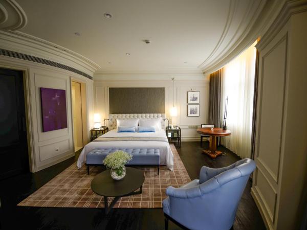 Golden Tulip Bund New Asia (The Former Jinjiang Metropolo Hotel Classiq Shanghai,Rock Bund) : photo 6 de la chambre suite deluxe avec lit king-size