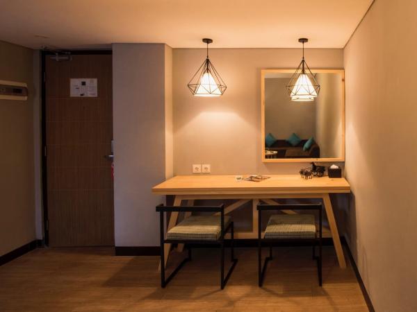 Ayaartta Hotel Malioboro : photo 4 de la chambre suite premier