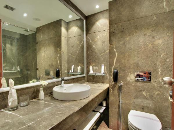 Comfort Inn Insys : photo 5 de la chambre same day use room from 10 am to 6 pm