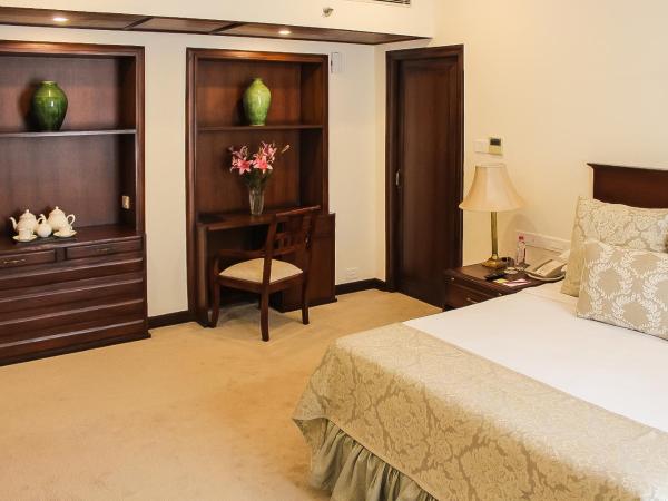 Ambassador, New Delhi - IHCL SeleQtions : photo 3 de la chambre suite seleqtions avec lit double et aller simple transfert, petit-déjeuner - 15 % de réduction sur nourriture et boissons sans alcool, happy hours (1 acheté, 1 offert) sur sélection de plats à l'insomnia