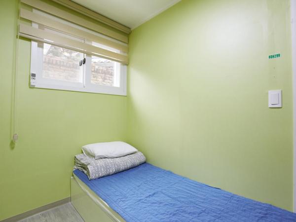 Hans House : photo 5 de la chambre chambre simple standard avec douche