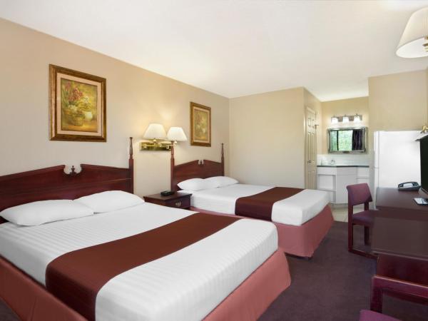 Howard Johnson by Wyndham Red Deer : photo 1 de la chambre studio avec 2 lits queen-size - non-fumeurs 