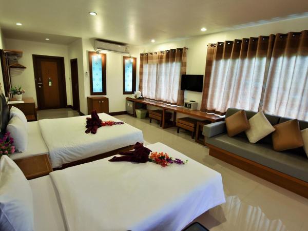 Phi Phi Arboreal Resort : photo 2 de la chambre chambre familiale avec vue sur l'océan