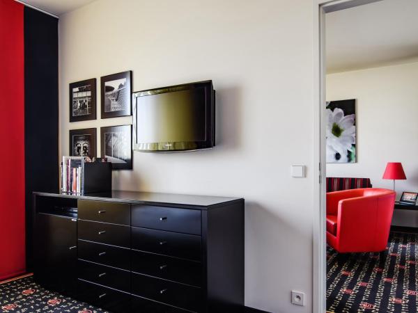 Vienna House Easy by Wyndham Katowice : photo 7 de la chambre classic apartment with king or two single beds