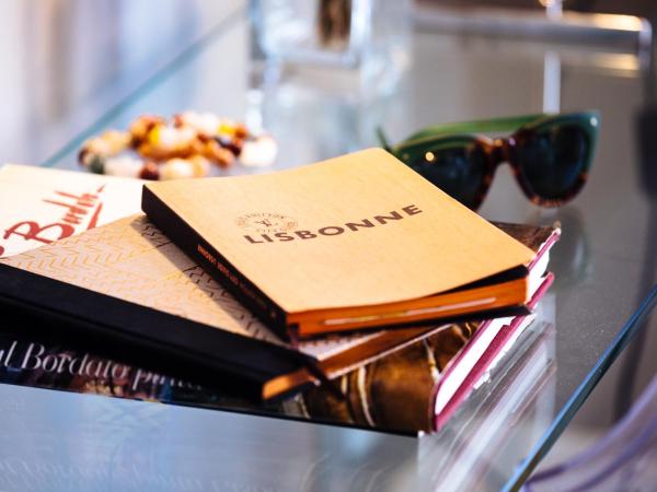 Dear Lisbon - Gallery House : photo 4 de la chambre chambre double ou lits jumeaux ville