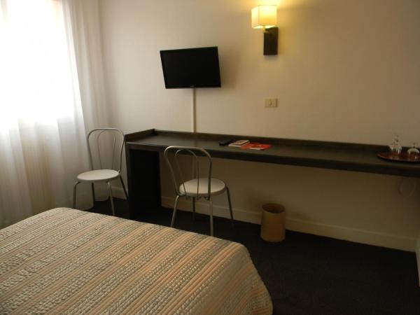Brit Hotel Cahors - Le Valentr : photo 10 de la chambre chambre lits jumeaux