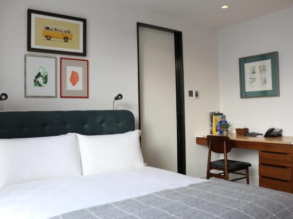 Little Tai Hang : photo 2 de la chambre studio d’angle - vue partielle sur port