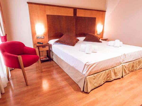 Hotel Bardo Recoletos Coco : photo 3 de la chambre chambre lits jumeaux