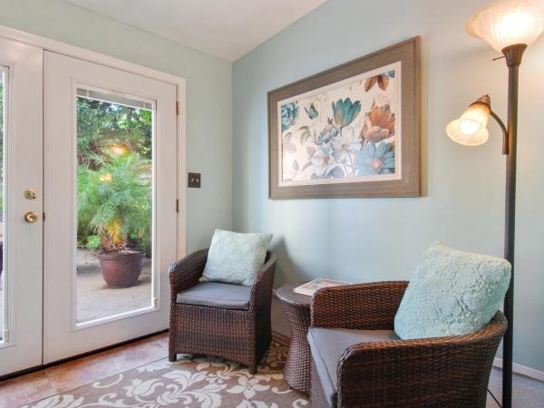 Auld Sweet Olive Bed and Breakfast : photo 3 de la chambre suite lit king-size avec baignoire spa