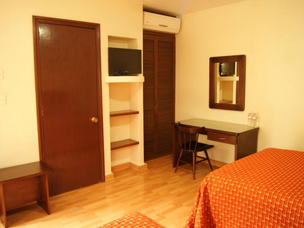 Hotel La Casona del Llano : photo 2 de la chambre chambre double