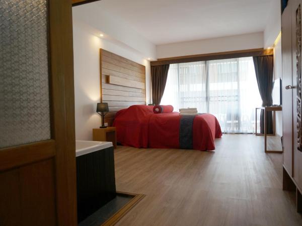 SugarCane Chiang Mai : photo 8 de la chambre chambre familiale standard