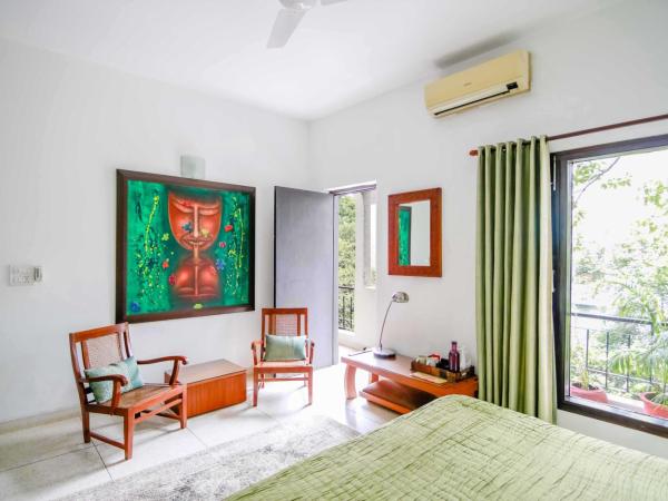 Thikana Delhi ( Boutique B&B) : photo 7 de la chambre chambre double deluxe avec balcon