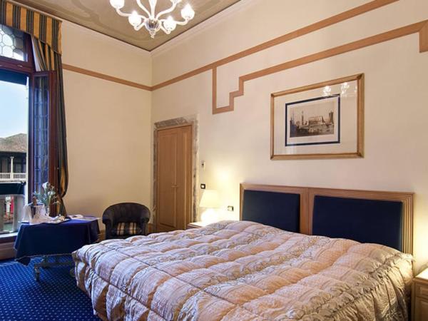 Foscari Palace : photo 1 de la chambre chambre lits jumeaux deluxe avec vue sur le canal