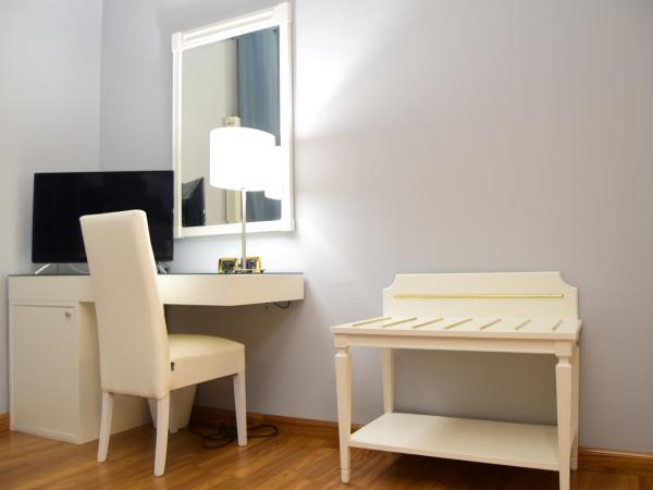 Hotel Centrum : photo 5 de la chambre chambre deluxe double ou lits jumeaux