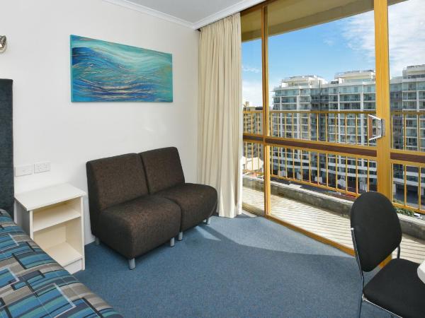 Atlantic Tower Motor Inn : photo 10 de la chambre chambre lit queen-size avec balcon - accessible aux personnes à mobilité réduite