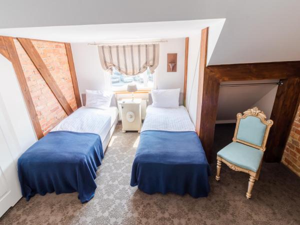 Villa Italiana pokoje z prywatnymi łazienkami & Odnowa Biologiczna : photo 2 de la chambre chambre lits jumeaux avec salle de bains privative