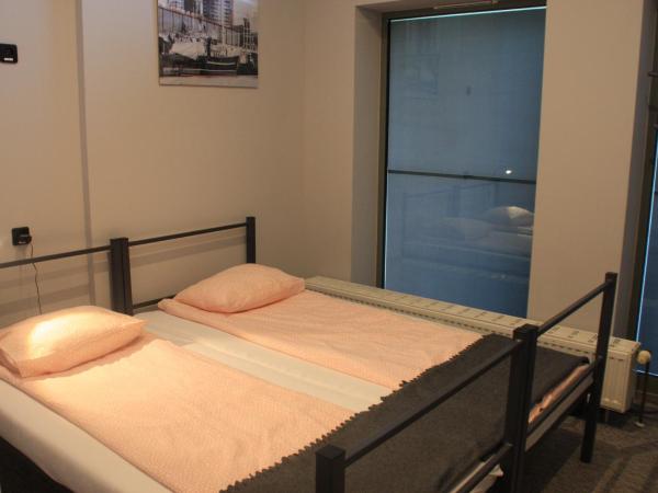 Hostel City Center Gdynia : photo 1 de la chambre lit superposé dans dortoir mixte