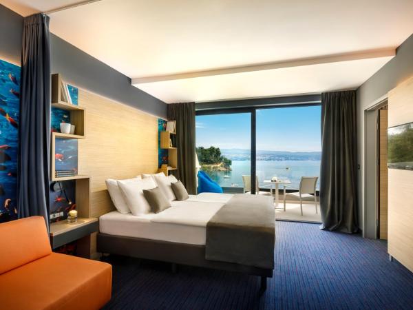 Hotel Ičići - Liburnia : photo 5 de la chambre chambre familiale supérieure avec balcon - vue sur mer