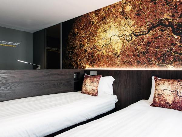 Heeton Concept Hotel - Luma Hammersmith : photo 1 de la chambre chambre lits jumeaux luma