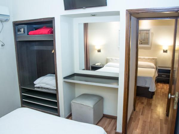 Hotel Viña de Italia : photo 2 de la chambre chambre familiale