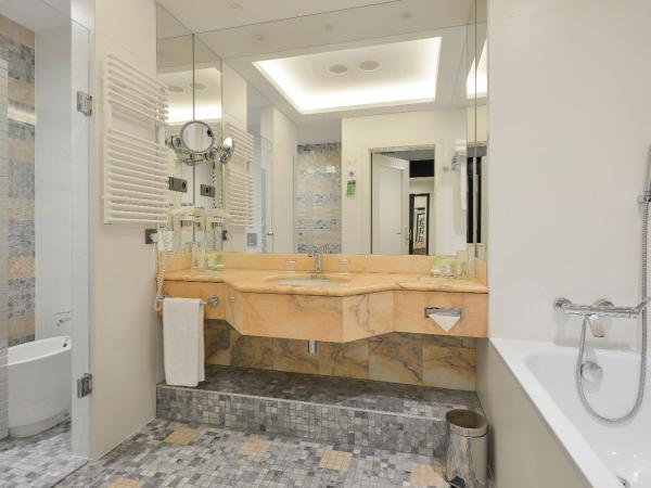 Hotel Savoy Prague : photo 4 de la chambre suite junior