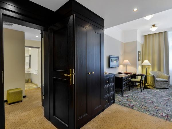 Hotel Savoy Prague : photo 2 de la chambre chambre deluxe