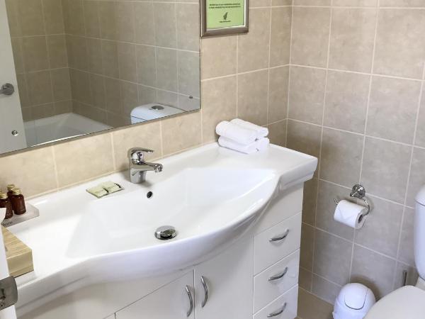 Alpha Motel : photo 3 de la chambre appartement 2 chambres avec baignoire spa