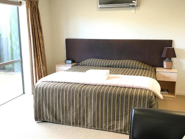 Alpha Motel : photo 10 de la chambre studio avec baignoire spa