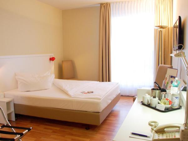 Hotel am Schloß Köpenick by Golden Tulip : photo 4 de la chambre chambre lit king-size standard