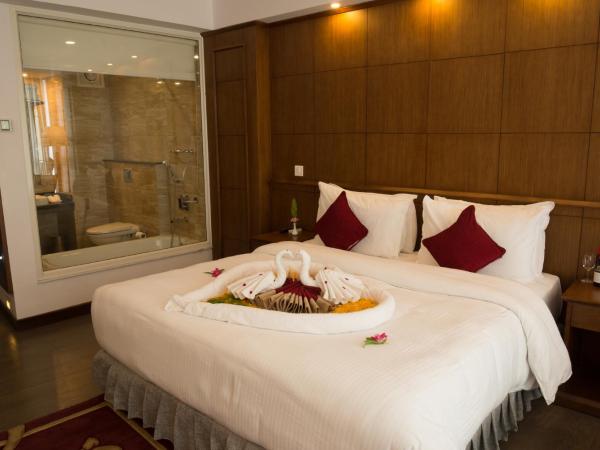 Himalayan Front Hotel by KGH Group : photo 3 de la chambre chambre double deluxe - vue sur montagne