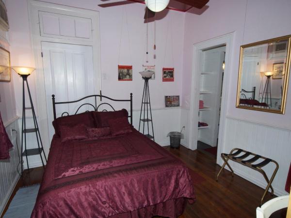 The Burgundy Bed and Breakfast : photo 5 de la chambre chambre supérieure lit queen-size