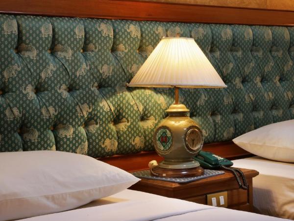 Highway Hotel : photo 8 de la chambre chambre double ou lits jumeaux de luxe 