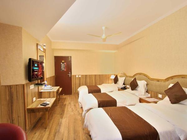 Empire International Church Street : photo 3 de la chambre chambre triple