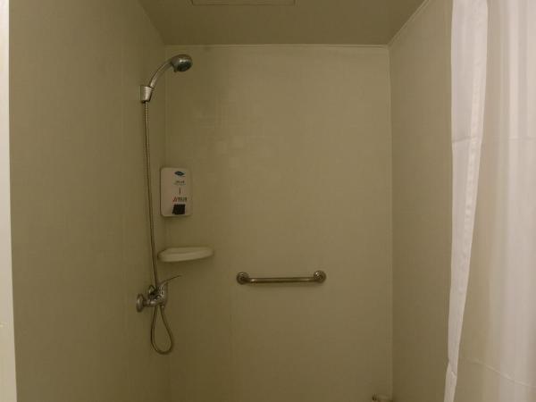 Jinjiang Inn Beijing Olympics Park : photo 4 de la chambre chambre lits jumeaux standard b