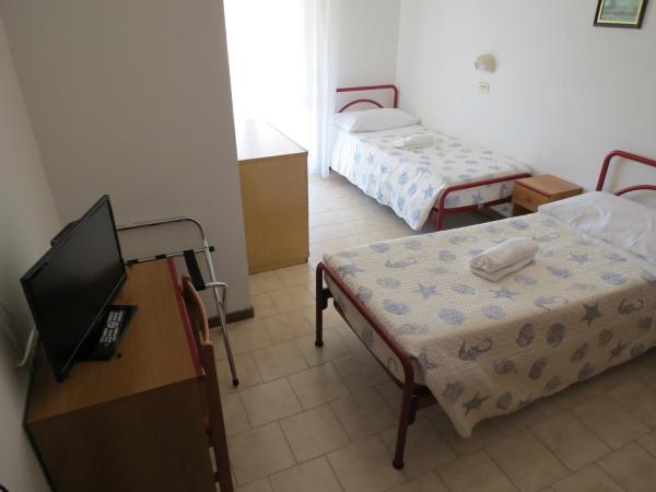 Hotel Gemini : photo 3 de la chambre chambre double ou lits jumeaux Économique