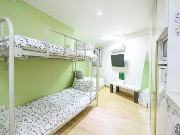 Zaza Backpackers hostel : photo 1 de la chambre chambre familiale