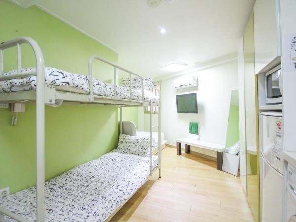 Zaza Backpackers hostel : photo 10 de la chambre chambre familiale