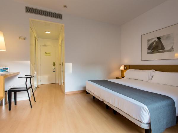 Gran Hotel Reymar 4 Sup : photo 3 de la chambre chambre double ou lits jumeaux