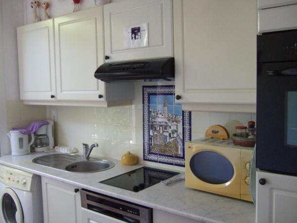 AU VALLON ROUGE (Studio) : photo 10 de la chambre maison 1 chambre