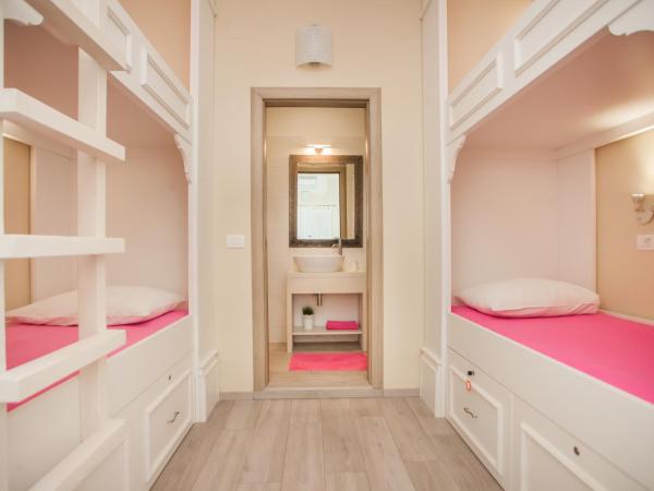 Hostel Splendido : photo 3 de la chambre lit simple dans dortoir de 8 lits