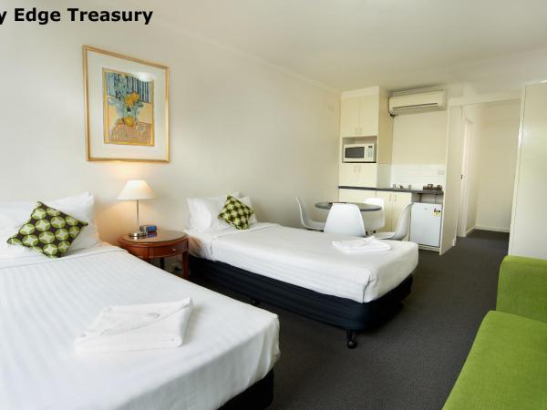 City Edge East Melbourne Apartment Hotel : photo 6 de la chambre studio familial - trésor